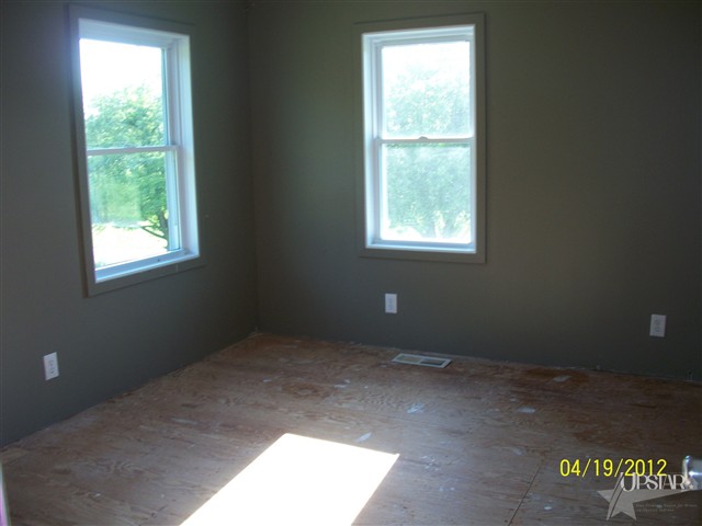7585 Baker Road Hagerstown, IN 47346 - Photo 16 of 21 Gallery Image 16