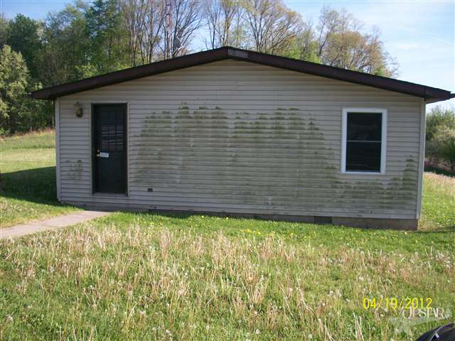 7585 Baker Road Hagerstown, IN 47346 - Photo 17 of 21 Gallery Image 17