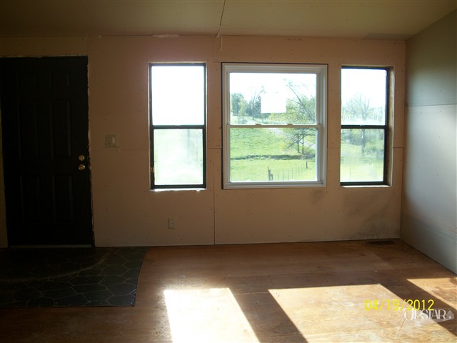 7585 Baker Road Hagerstown, IN 47346 - Photo 7 of 21 Gallery Image 7