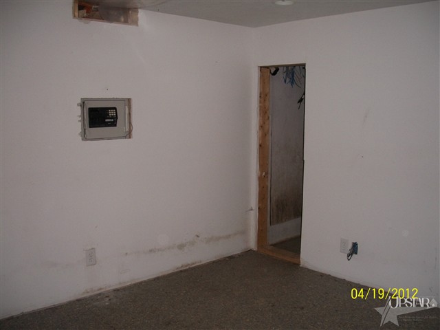 7585 Baker Road Hagerstown, IN 47346 - Photo 9 of 21 Gallery Image 9