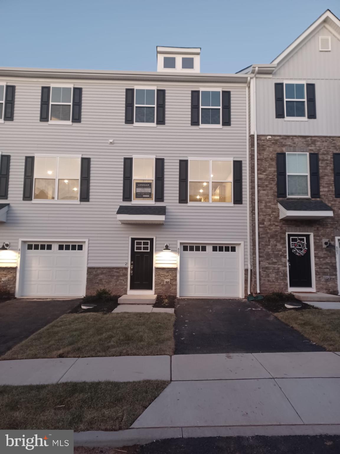 805 Pecan Road Spring City, PA 19475 - Photo 4 of 45
