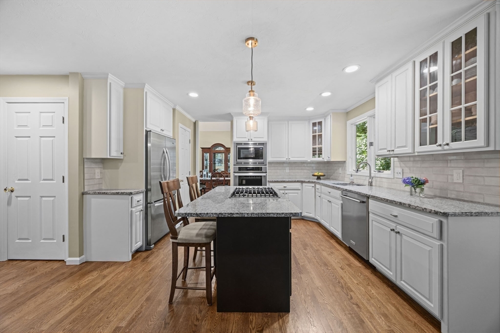 175 Maskwonicut Street Sharon, MA 02067 - Photo 9 of 41