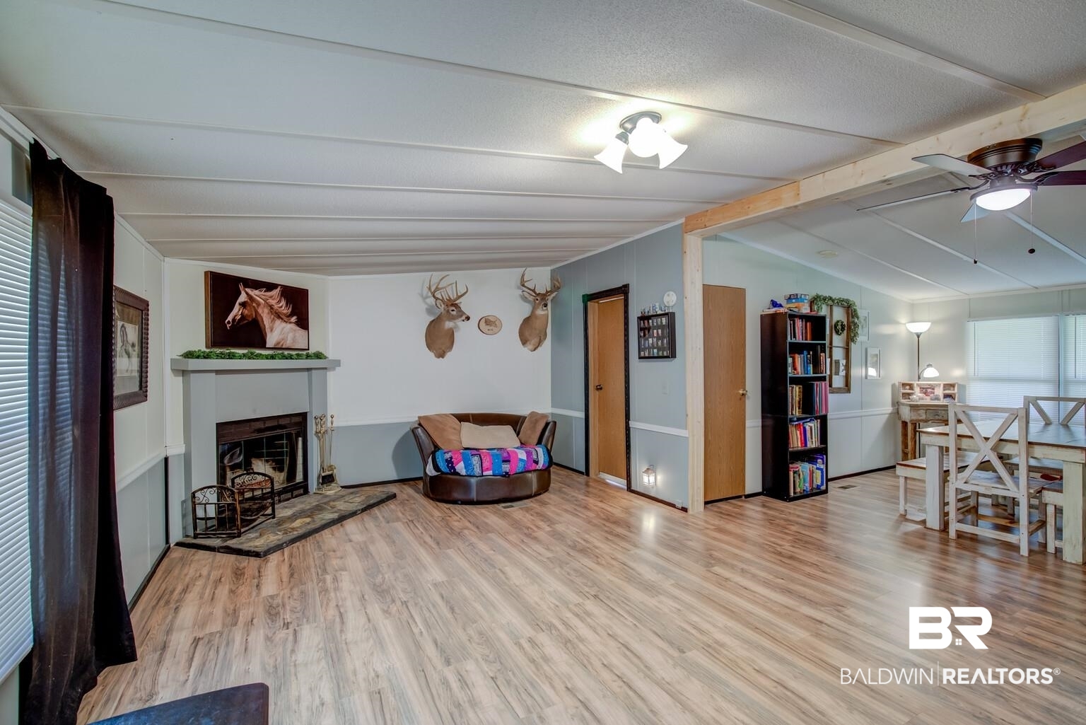 19288 3 Rivers Road Seminole, AL 36574 - Photo 9 of 26 Family Room