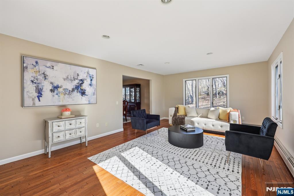 172 Miller Road Butler, NJ 07405 - Photo 9 of 50