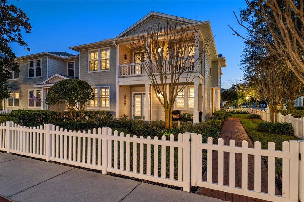 291 1st Avenue Southwest Largo, FL 33770 - Photo 3 of 83 a front view of a house