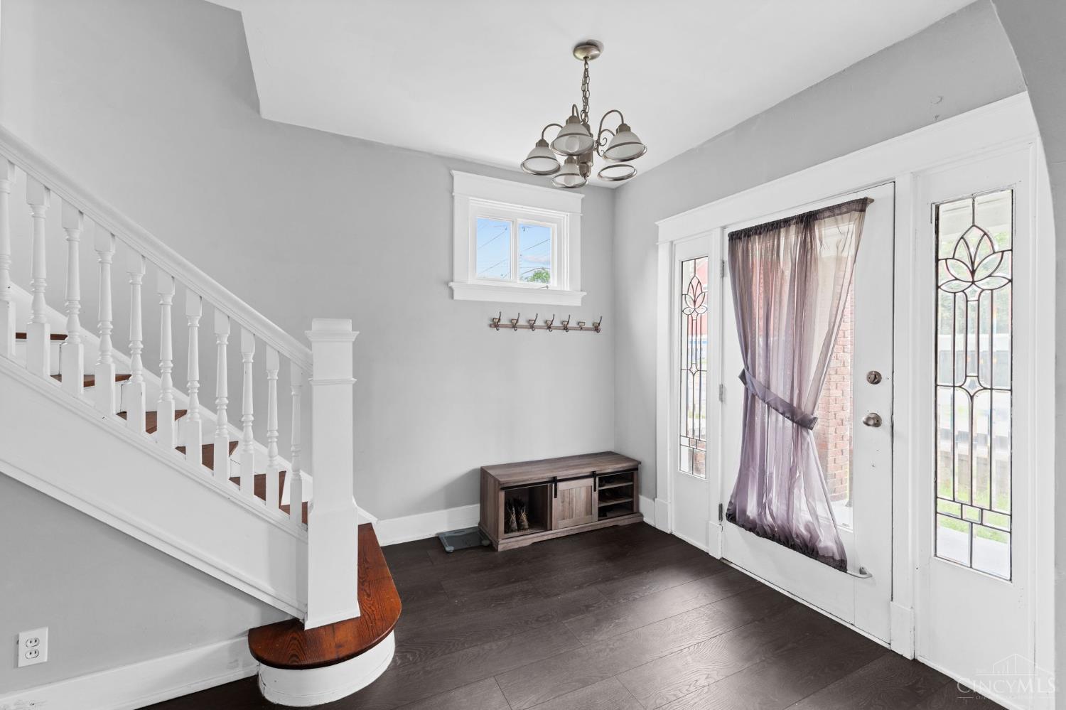 6505 Madison Road Cincinnati, OH 45227 - Photo 4 of 27
