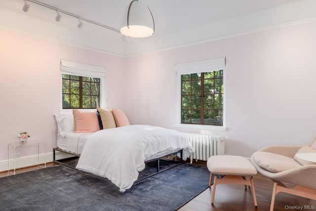 $5,995,000 | 42 Masterton Road, Bronxville, NY 10708