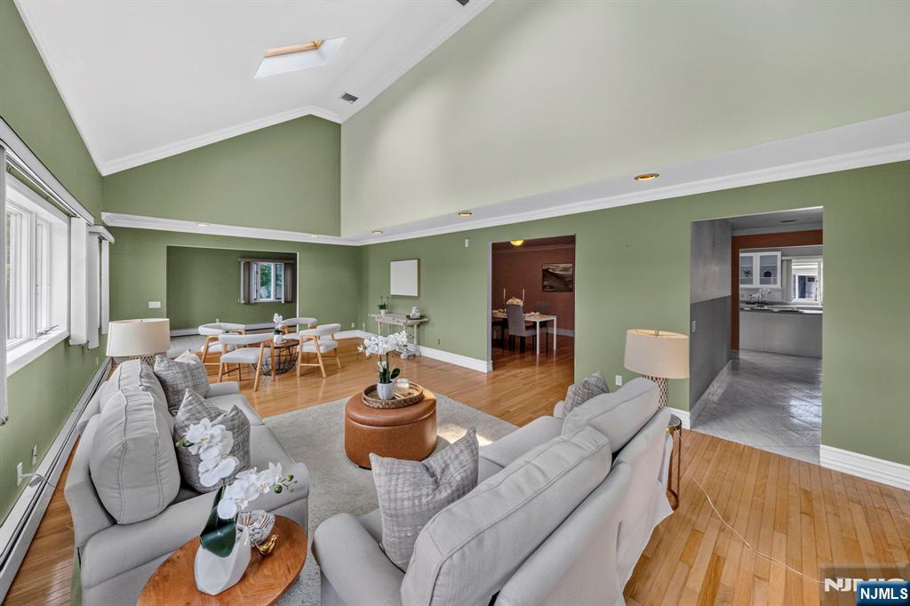 163 Oldham Road Wayne, NJ 07470 - Photo 9 of 50 Gallery Image 9