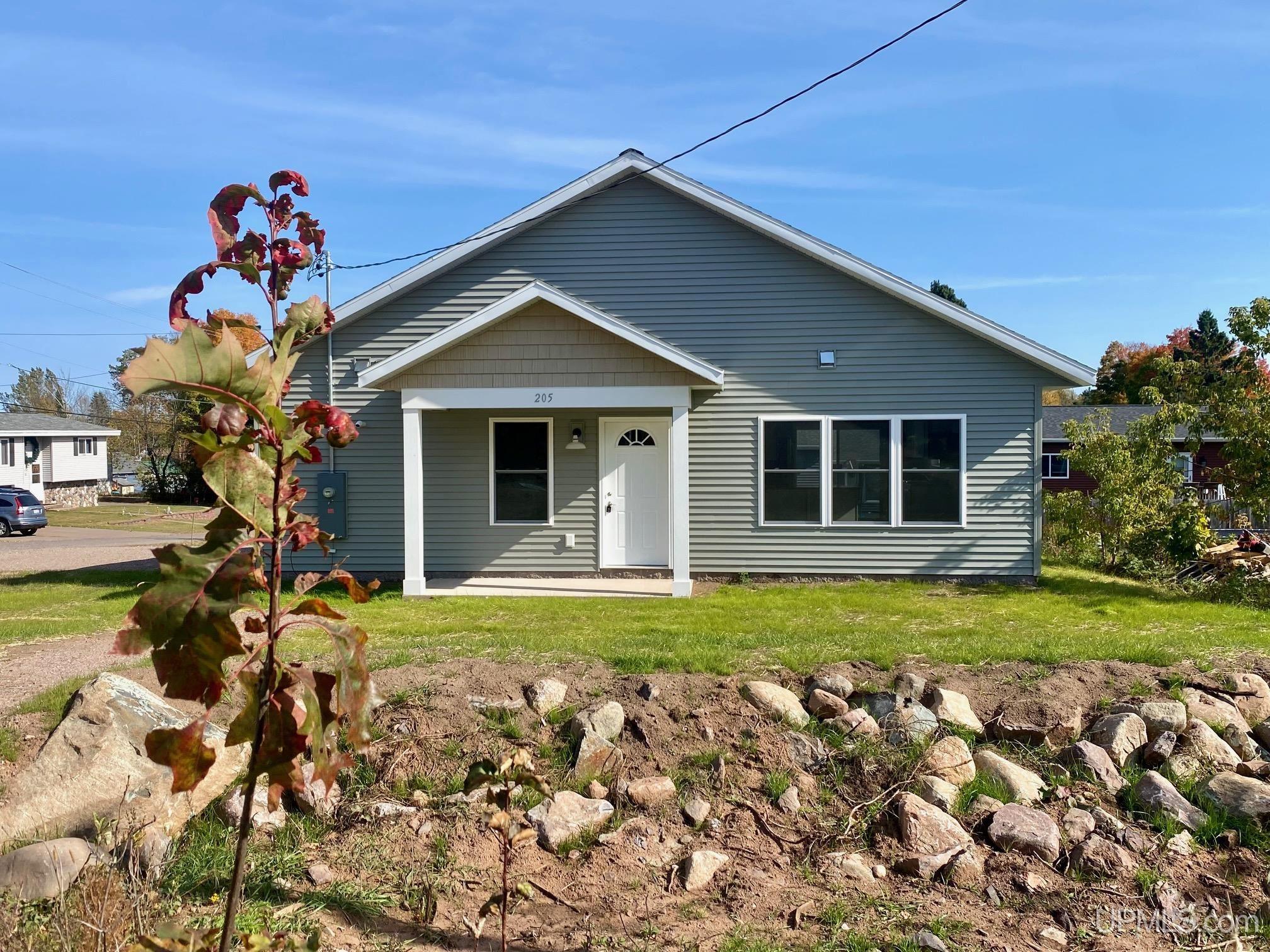 205 Marble Street Ishpeming, MI 49849 - Photo 1 of 41