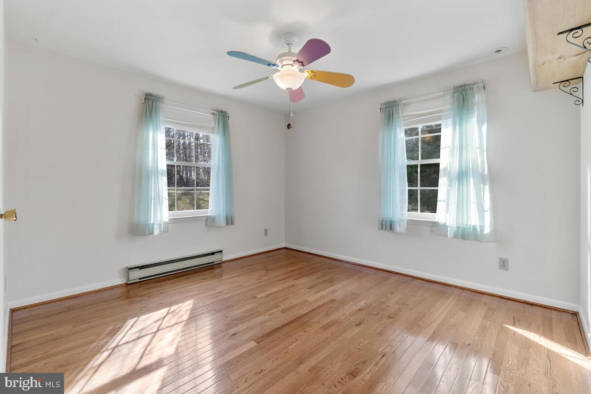 14134 Harrisville Road Mount Airy, MD 21771 - Photo 15 of 41 Bedroom 3