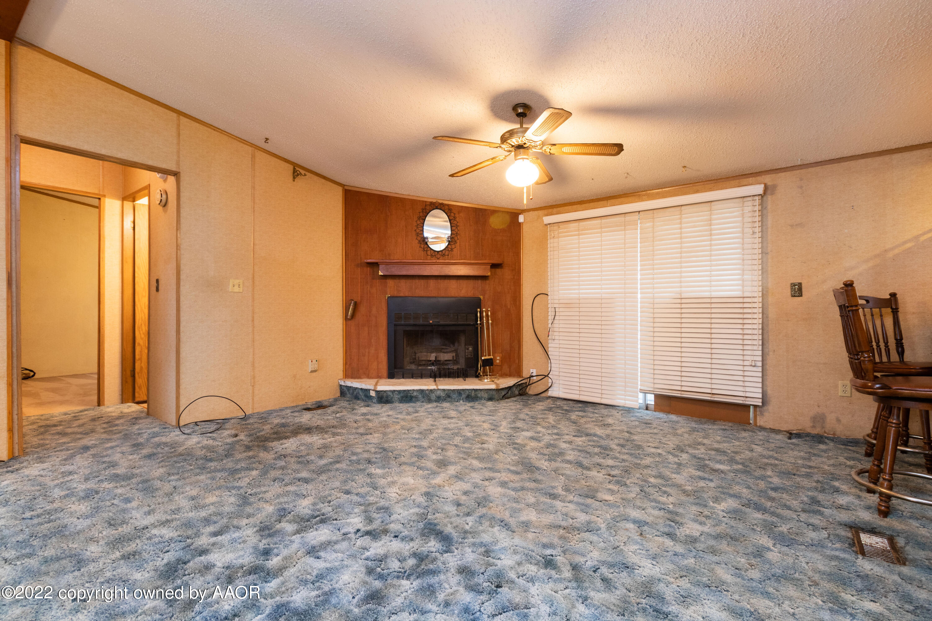 5351 Michael Road Canyon, TX 79015 - Photo 7 of 25 living room