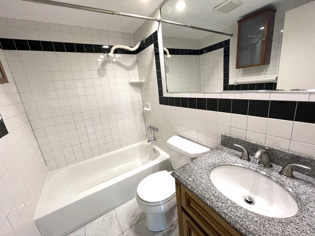 1323 Worcester Road, Unit H8 Framingham, MA 01701 - Photo 13 of 21