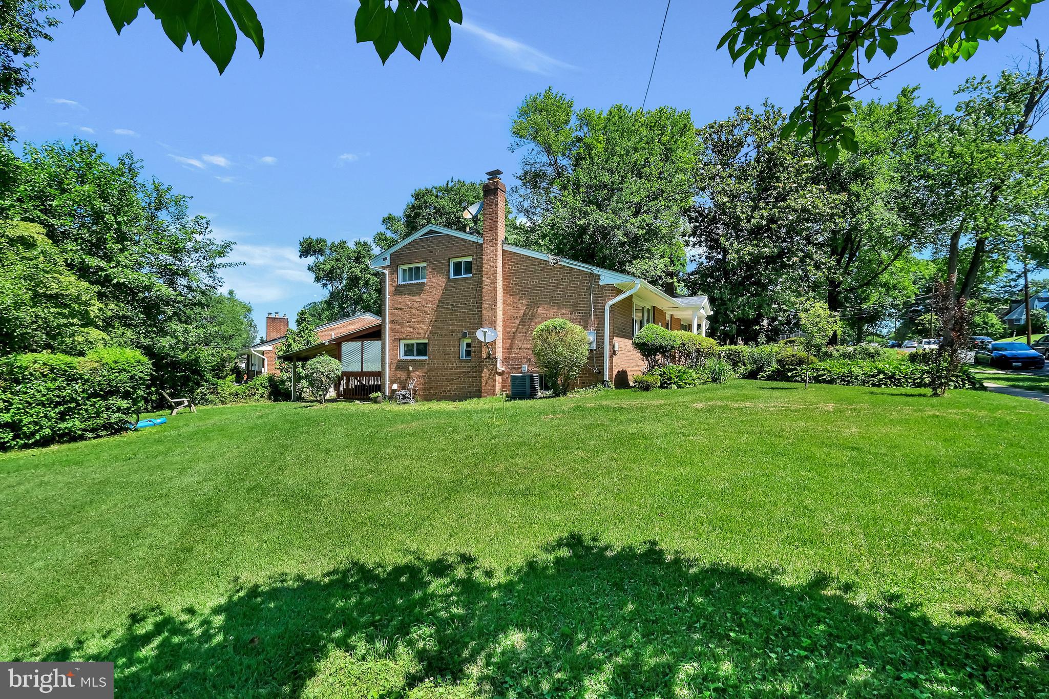 12900 Goodhill Road Silver Spring, MD 20906 - Photo 25 of 26 Backyard side/corner lot