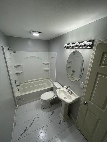 2040 Harris Madison, IL 62060 - Photo 18 of 26