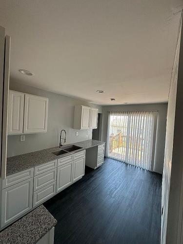 2040 Harris Madison, IL 62060 - Photo 10 of 26