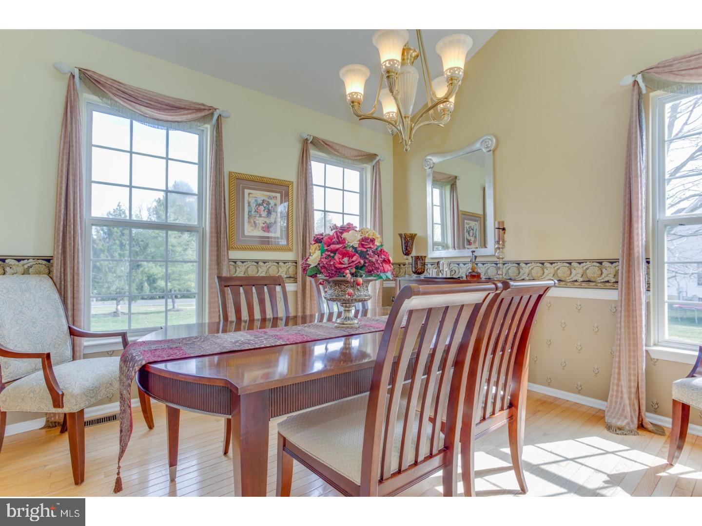 319 Meadowbrook Road Robbinsville, NJ 08691 - Photo 8 of 25 Dining Room