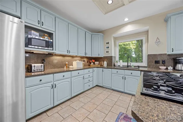 $650,000 | 391 Woodmere Drive, St. Charles, MO 63303