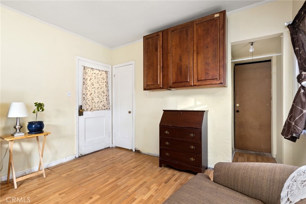 4202 University Riverside, CA 92501 - Photo 44 of 53 a bedroom with a bed and a television