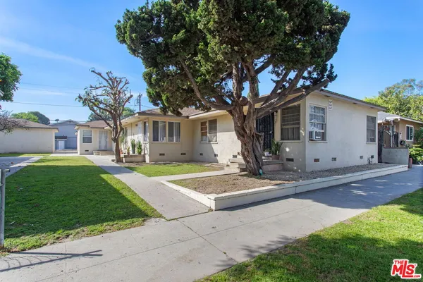 $959,000 | 1624 West Summit Street, Long Beach, CA 90810