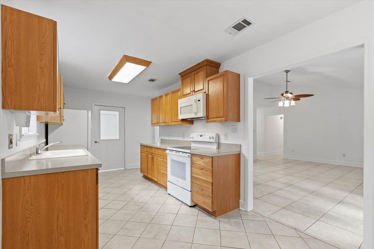 728 Red Fern Road Tallahassee, FL 32308 - Photo 23 of 40 Gallery Image 23