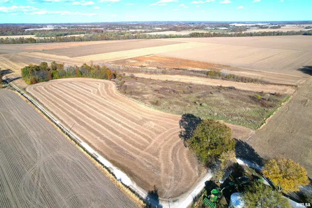 $320,000 | 1350 Road Kane Il 62054, Kane, IL 62054