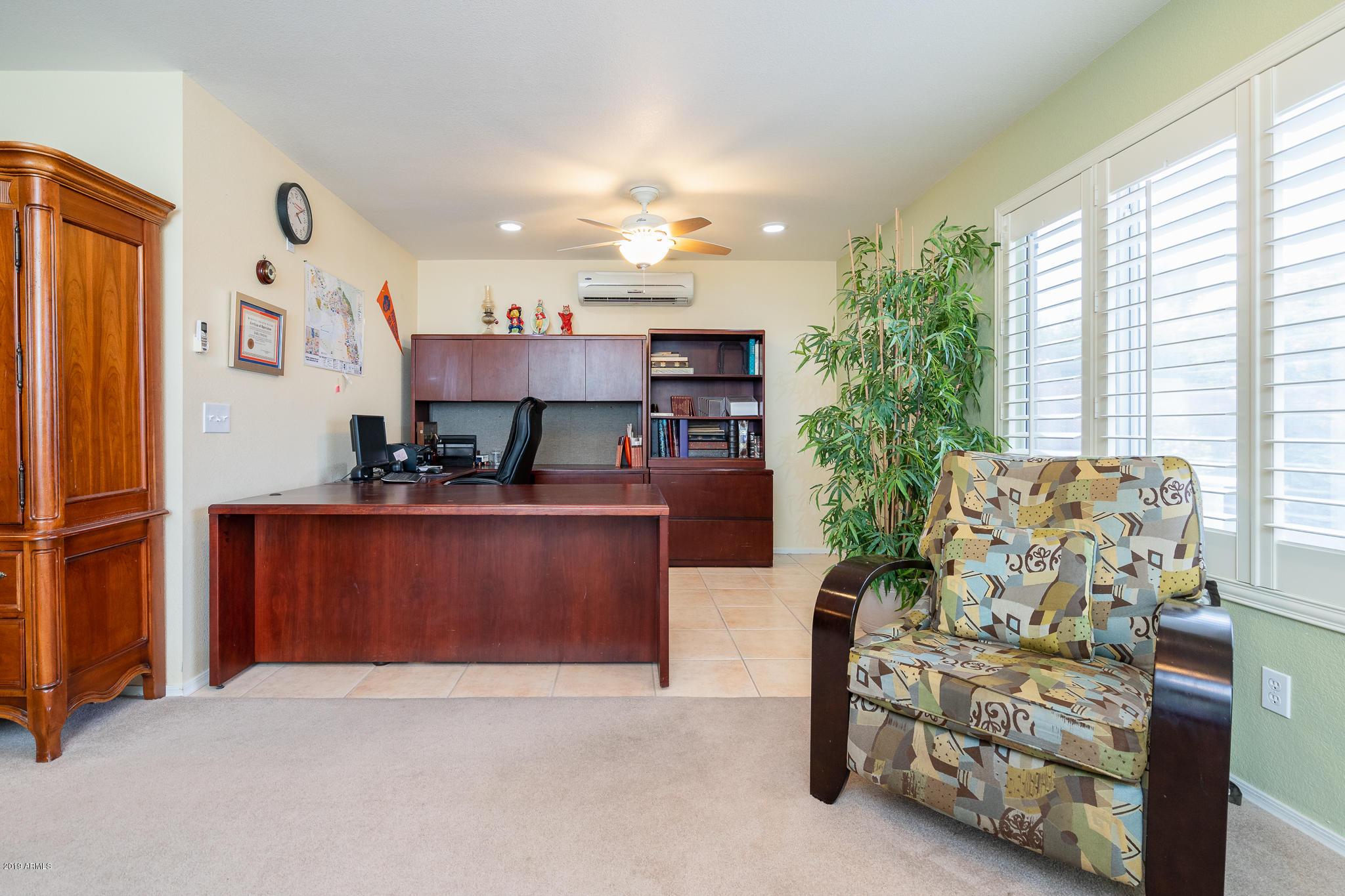 1850 East Apollo Road Phoenix, AZ 85042 - Photo 15 of 40 sitting Room