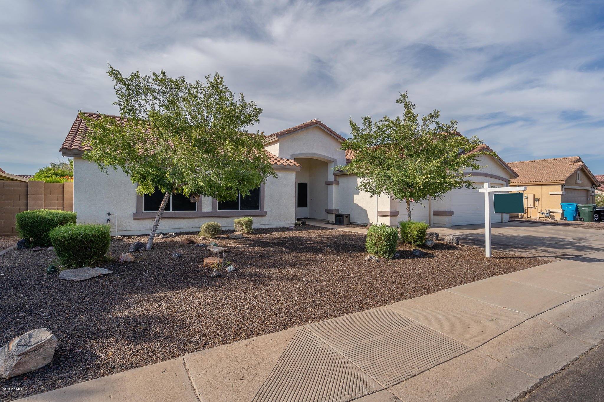 1850 East Apollo Road Phoenix, AZ 85042 - Photo 3 of 40 Front