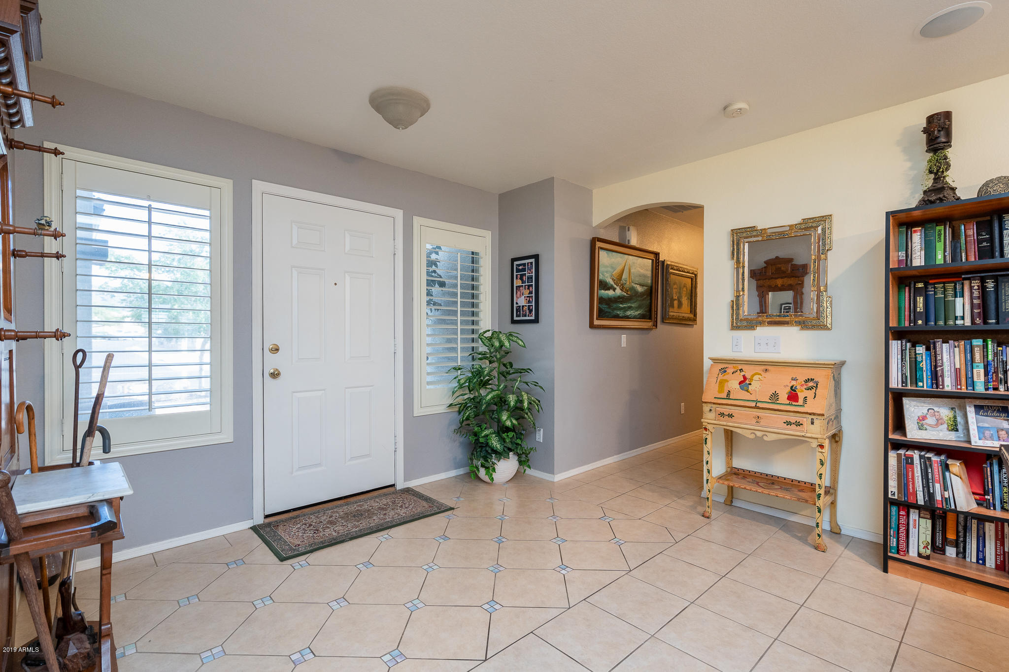 1850 East Apollo Road Phoenix, AZ 85042 - Photo 6 of 40 Entry