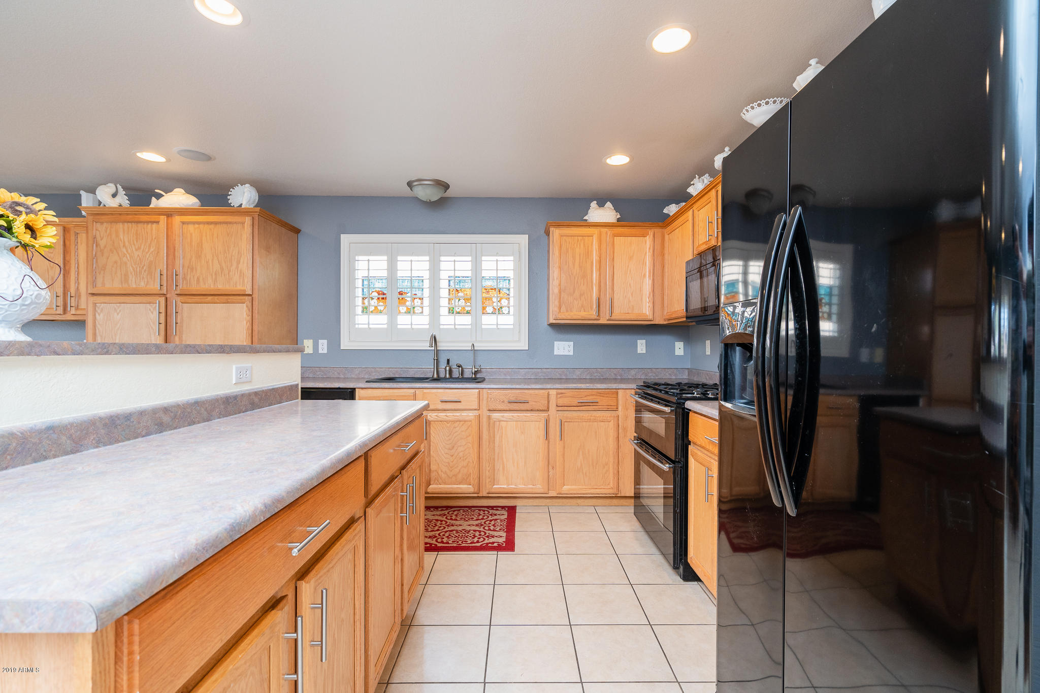 1850 East Apollo Road Phoenix, AZ 85042 - Photo 9 of 40 Kitchen
