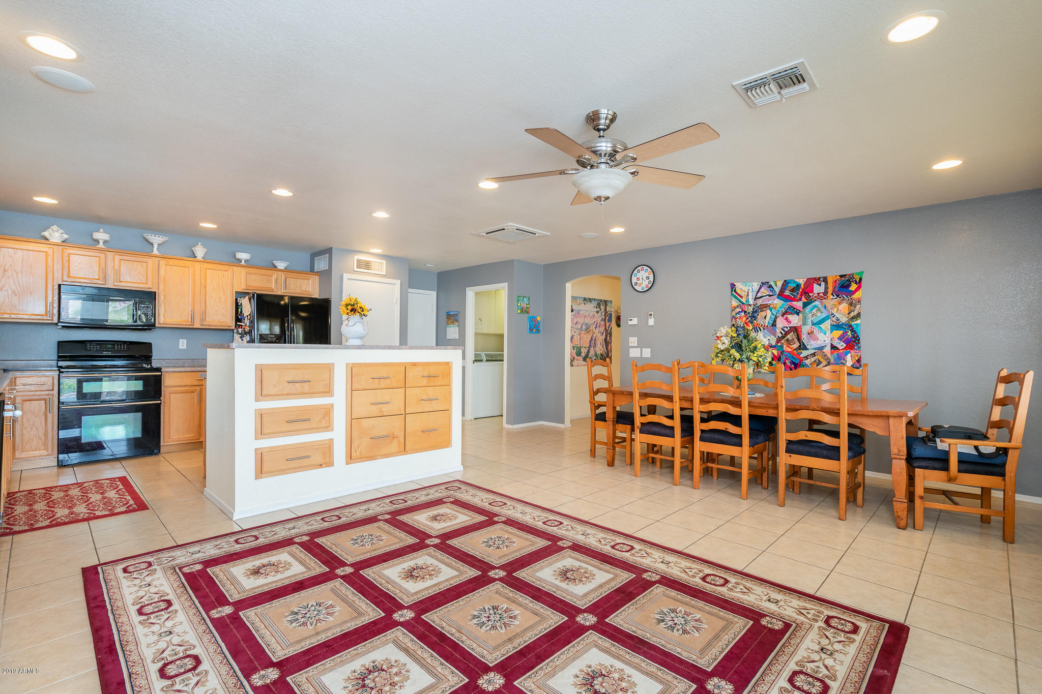 1850 East Apollo Road Phoenix, AZ 85042 - Photo 10 of 40 Kitchen/Living/Dining