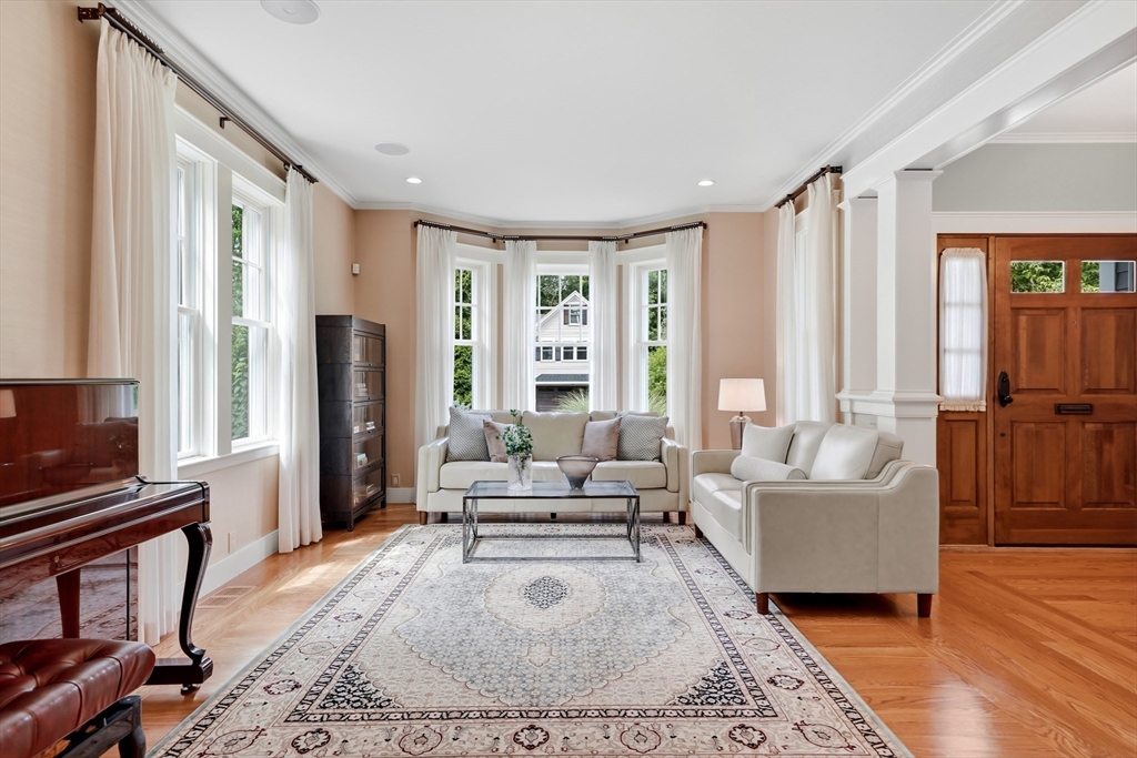31 Winthrop Road Lexington, MA 02421 - Photo 6 of 37 Gallery Image 6