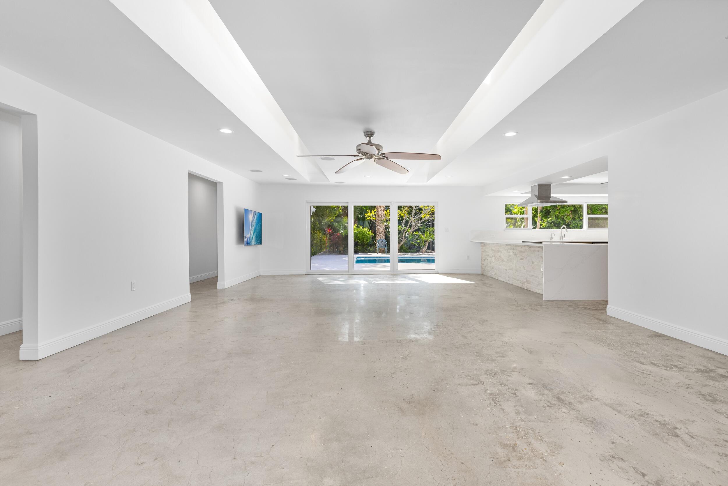 41 Coconut Lane Ocean Ridge, FL 33435 - Photo 8 of 42 Living Area