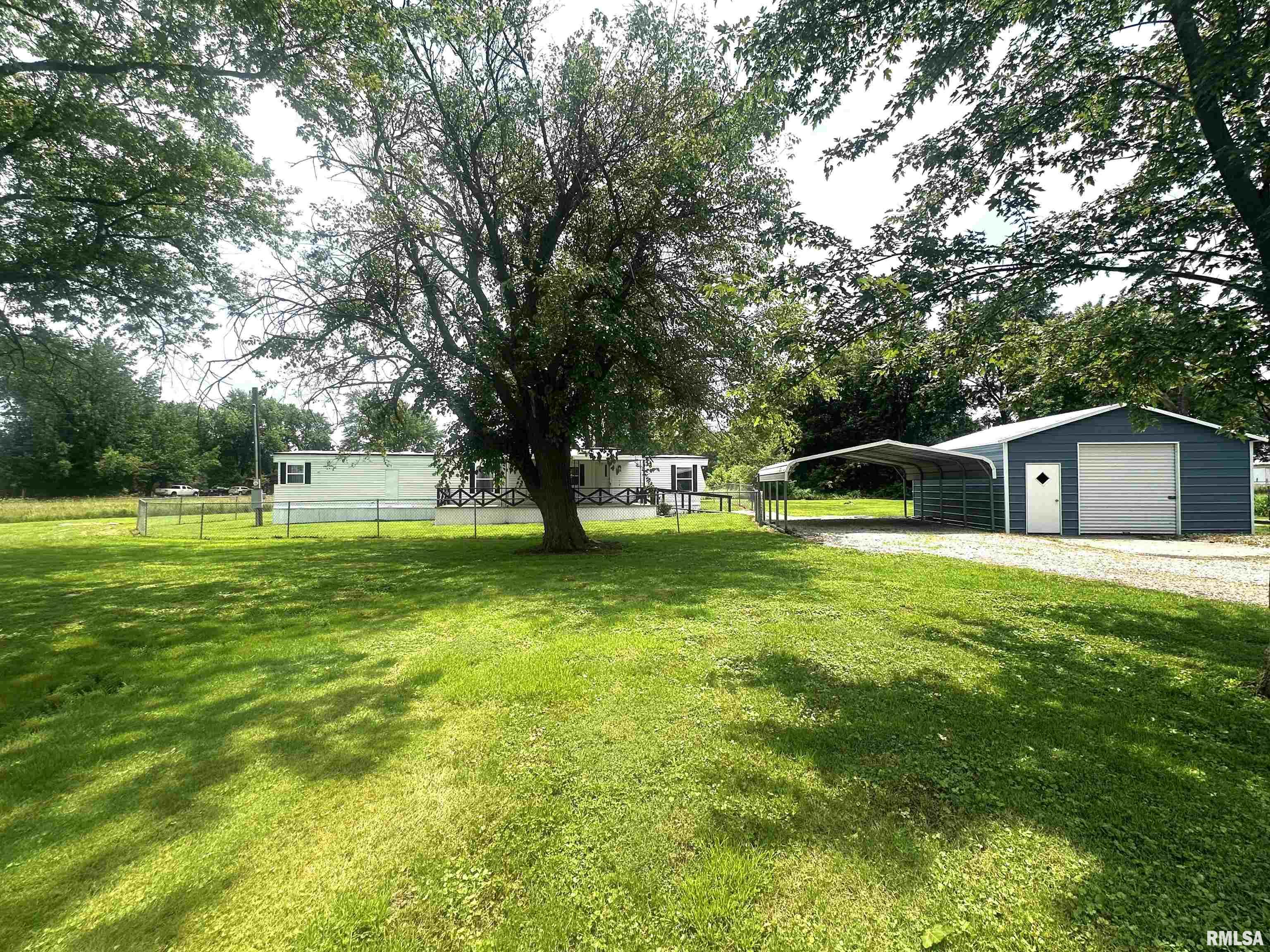 516 Walnut Hill Road Centralia, IL 62801 - Photo 10 of 11