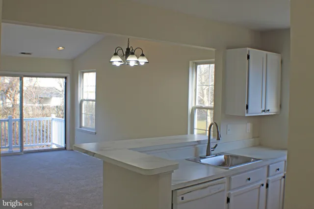 $254,900 | 27 Foxglove Drive, Delran, NJ 08075