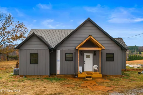 $359,000 | 141 Robert E Lee Drive, Newport, TN 37821
