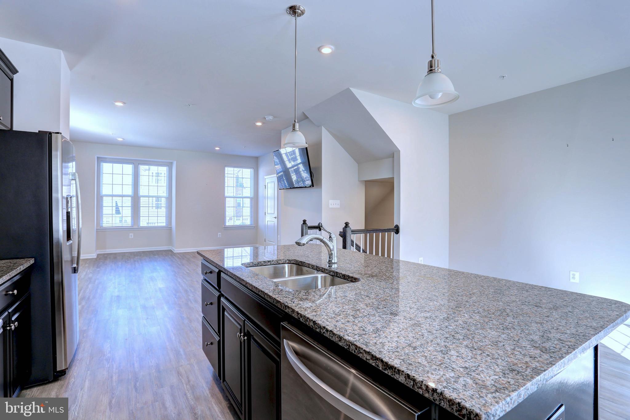 1811 Wind Gate Road Baltimore, MD 21227 - Photo 36 of 37