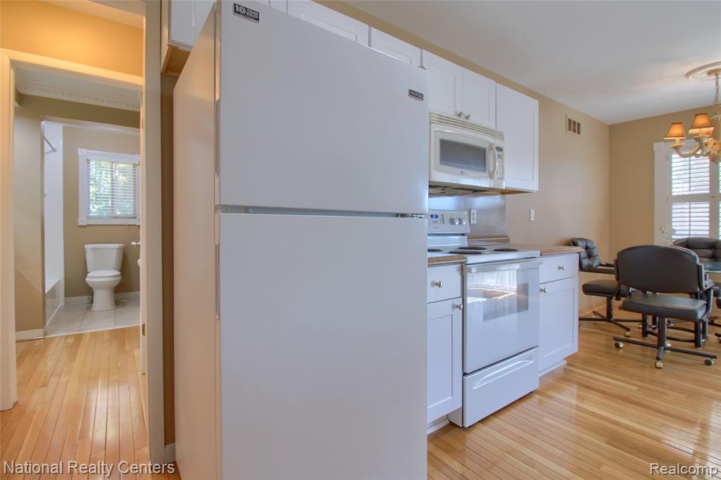 16547 Middlebelt Road, Unit 6 Livonia, MI 48154 - Photo 14 of 29