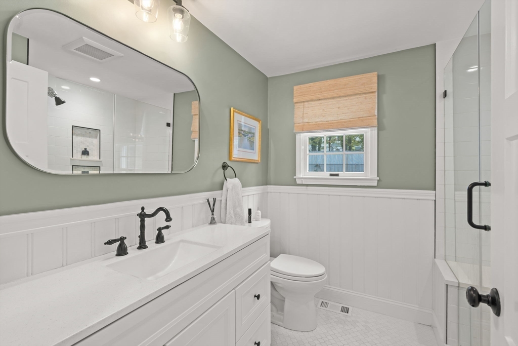 18 Laurel Road Norwood, MA 02062 - Photo 22 of 41 Gallery Image 22