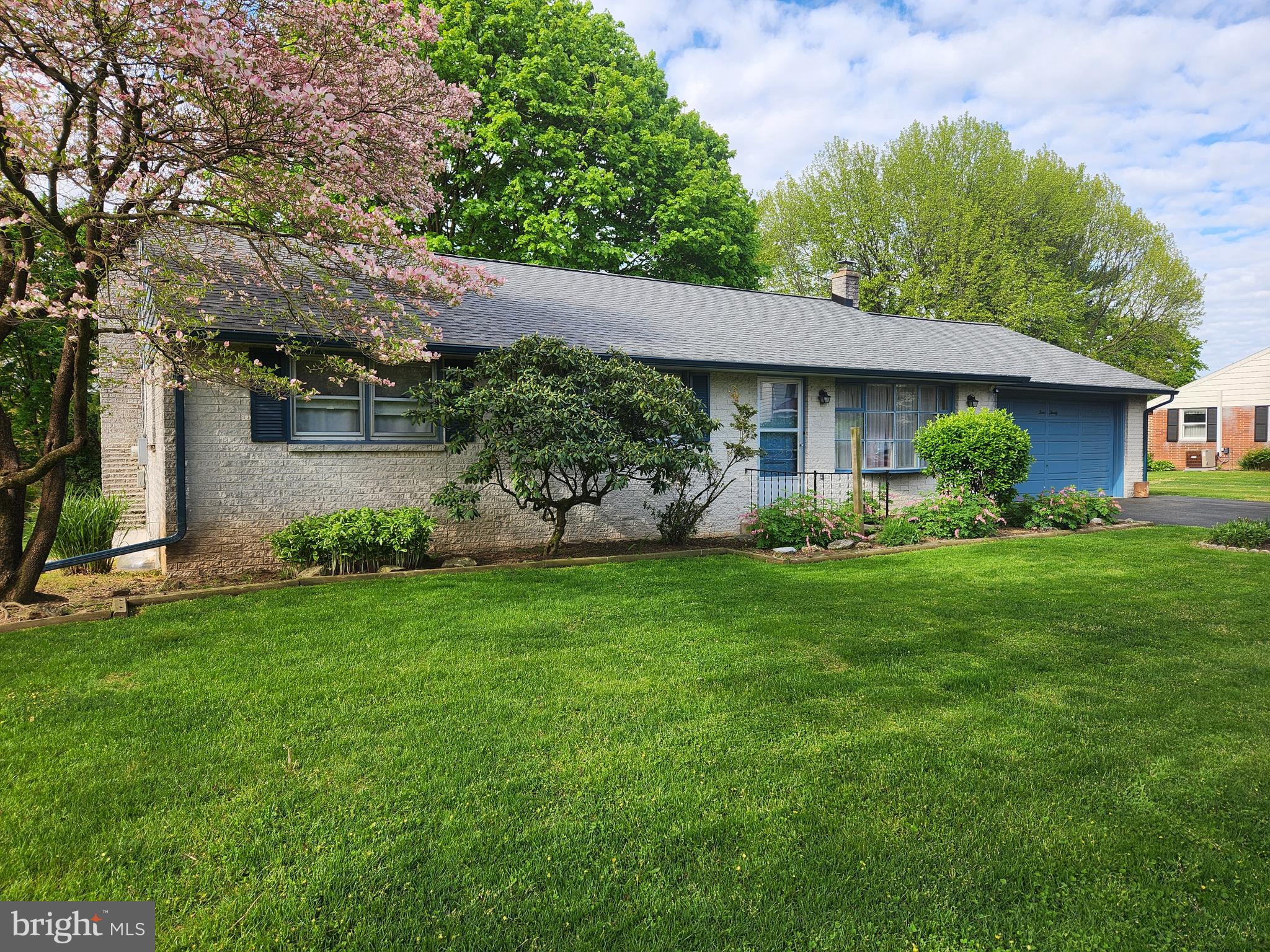 420 Owl Hill Road Lititz, PA 17543 - Photo 3 of 38 a front view of a house with garden