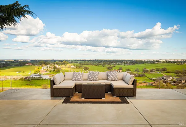 $1,595,000 | 7413 English Hills Road, Vacaville, CA 95688