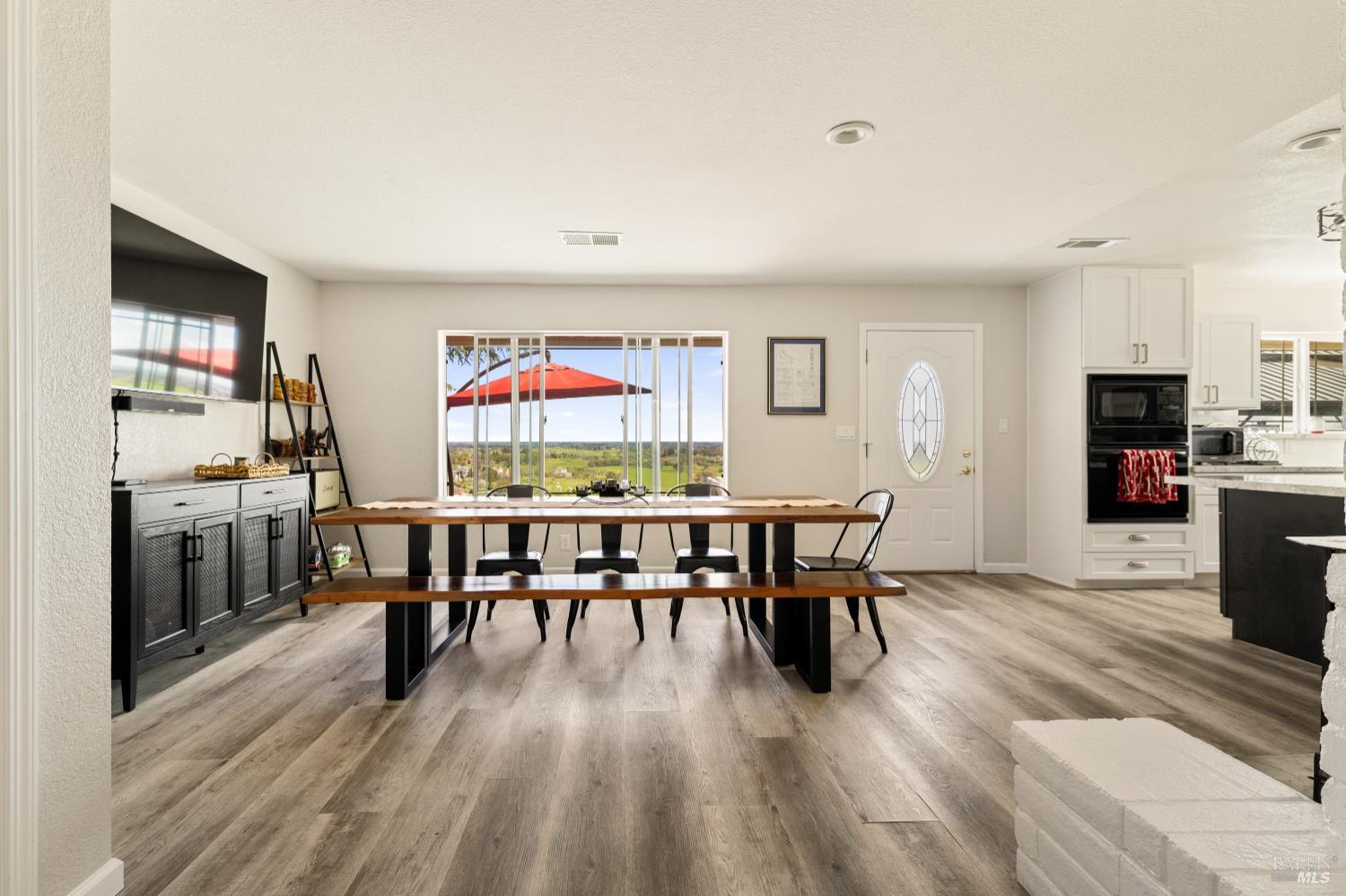 7413 English Hills Road Vacaville, CA 95688 - Photo 20 of 97