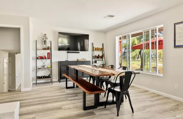 $1,595,000 | 7413 English Hills Road, Vacaville, CA 95688