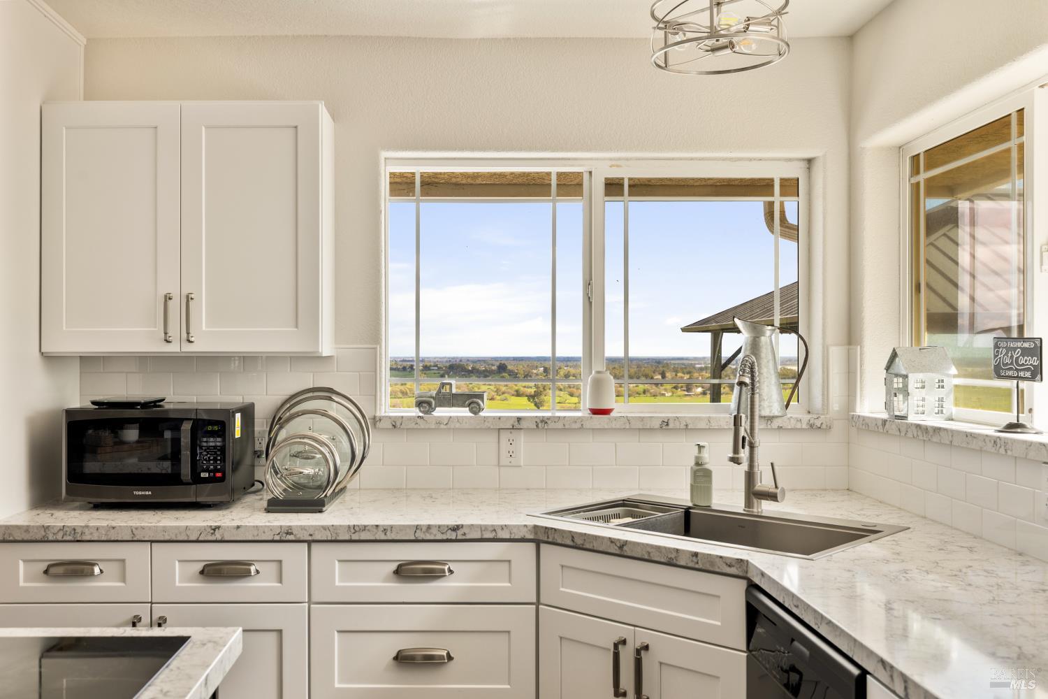 7413 English Hills Road Vacaville, CA 95688 - Photo 29 of 97