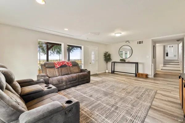 $1,595,000 | 7413 English Hills Road, Vacaville, CA 95688