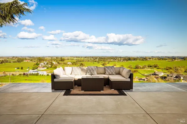 $1,595,000 | 7413 English Hills Road, Vacaville, CA 95688