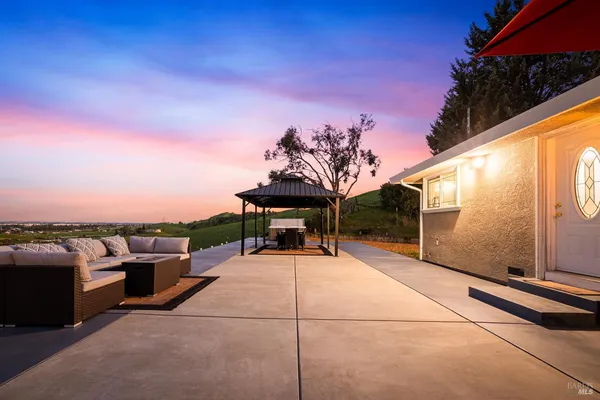 $1,595,000 | 7413 English Hills Road, Vacaville, CA 95688