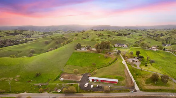 $1,595,000 | 7413 English Hills Road, Vacaville, CA 95688