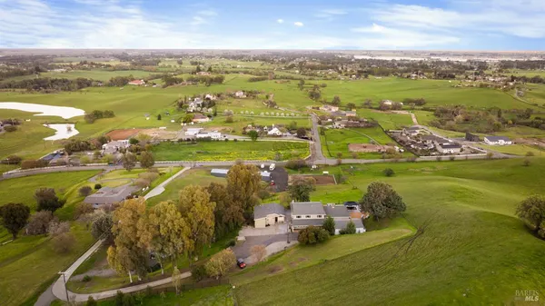 $1,595,000 | 7413 English Hills Road, Vacaville, CA 95688