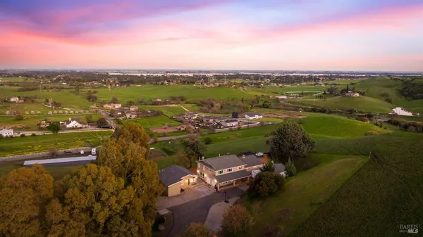 $1,595,000 | 7413 English Hills Road, Vacaville, CA 95688