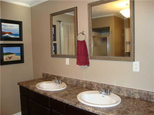 3028 Moore Road Anderson, IN 46011 - Photo 12 of 21 Gallery Image 12
